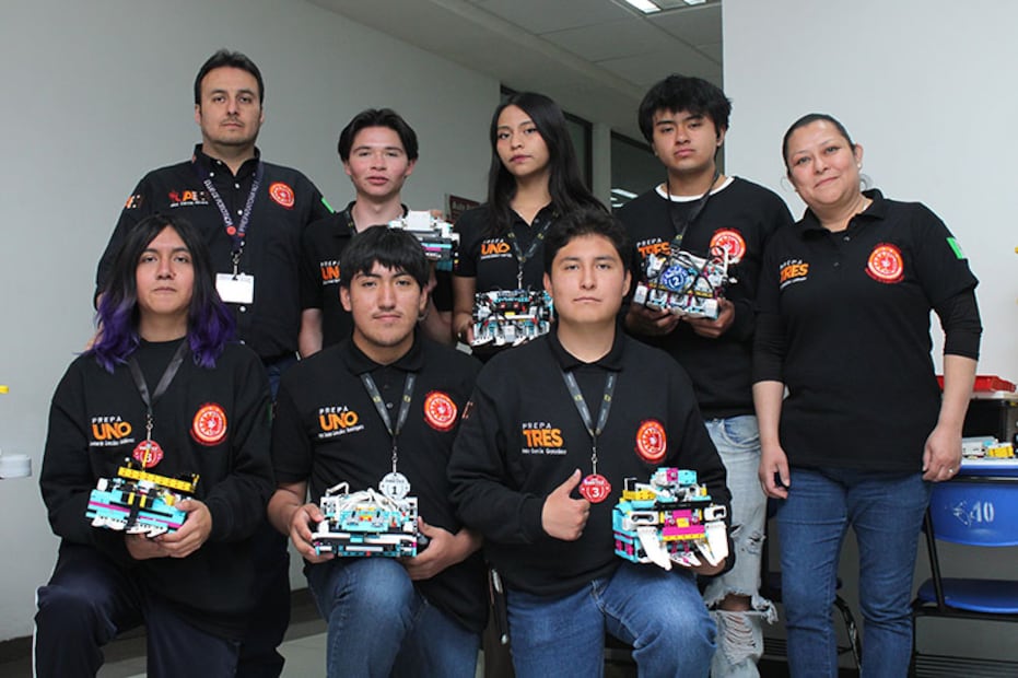 ¡Dominio hidalguense en robótica! Estudiantes de la UAEH arrasan en torneos internacionales | Foto: UAEH
