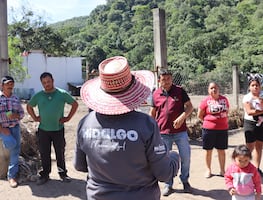 Hidalgo impulsa la reconstrucción en Huehuetla tras afectaciones por lluvias