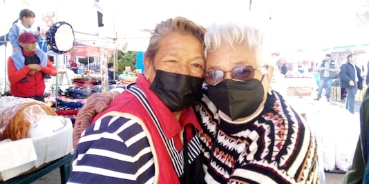 Historia de vida de artesanas y comerciantes de buñuelos tradicionales en la Basílica menor de Guadalupe