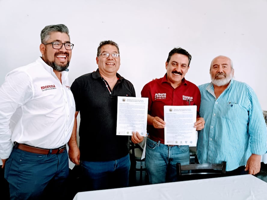 Firman candidatos de diferentes partidos políticos iniciativa de protección del suelo y el agua I Foto: Grisel Lira