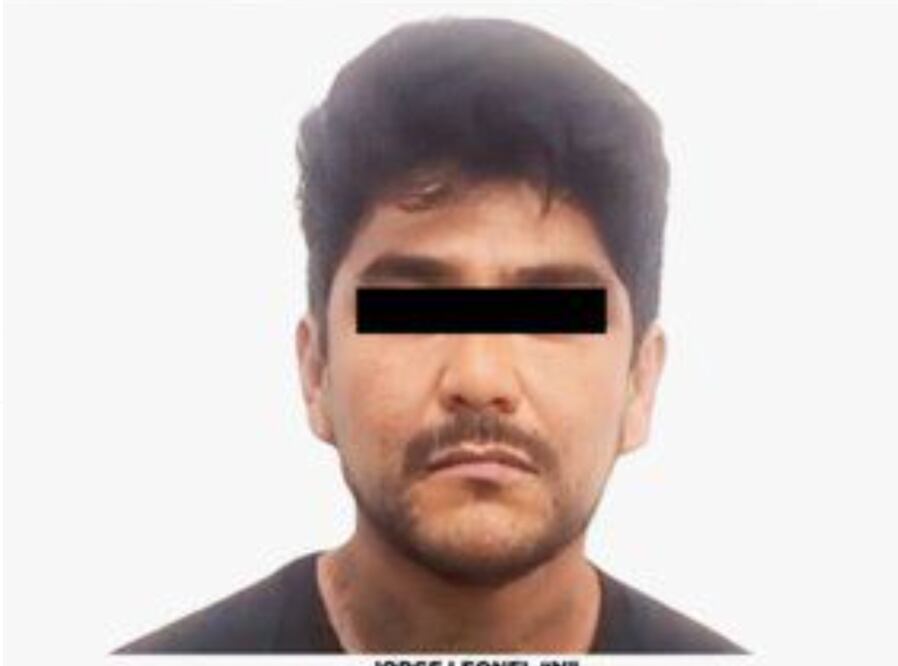 Trascendió que Jorge Leonel contrajo varias deudas económicas por lo que para poder saldarlas aceptó un “trabajo” que era asesinar al mando policiaco