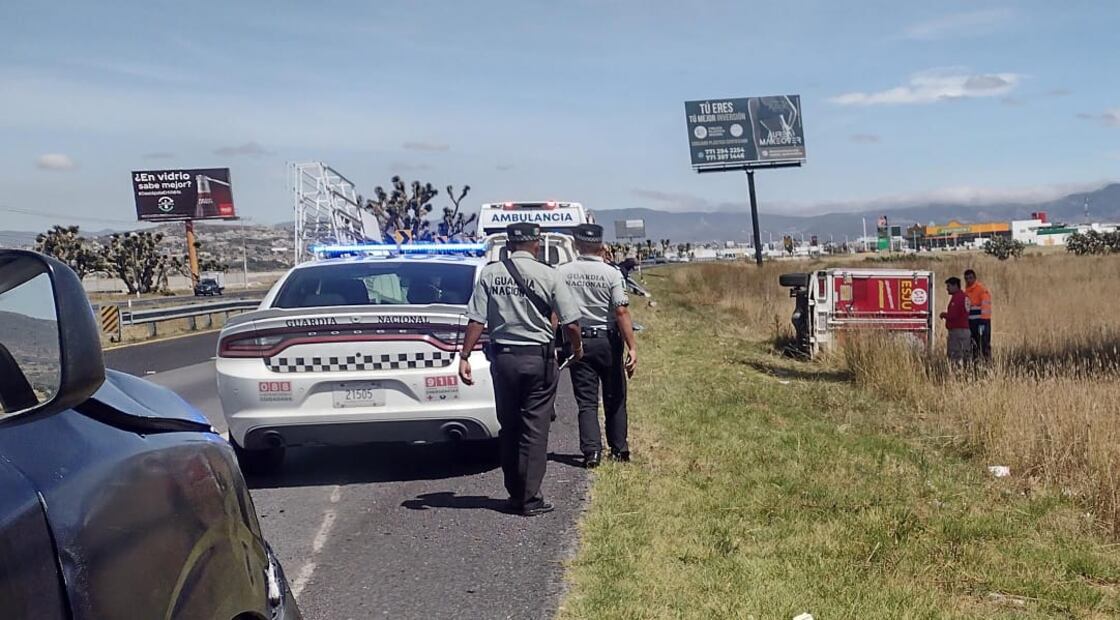 Conductor pierde el control en la México-Pachuca | Foto: Especial