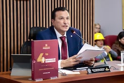 Ocho funcionarios en Hidalgo mantienen doble sueldo tras impugnar dictámenes