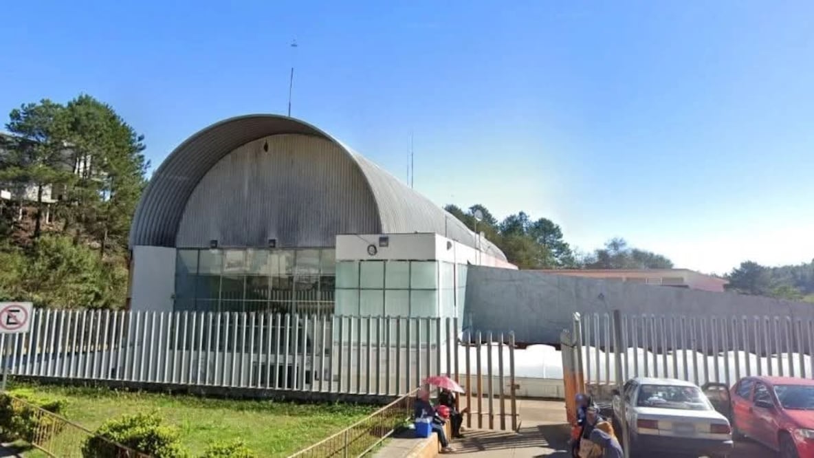 El hecho ocurrió en un taller ubicado sobre la carretera México-Tampico, en la salida hacia Huejutla; la víctima falleció tras ser trasladada a un hospital.