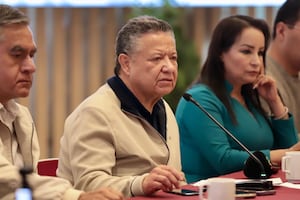 Investigan fallas en camioneta del alcalde fallecido de Tepeapulco