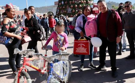 Reyes Magos entregan mil 700 bicicletas a niños y niñas de Hidalgo