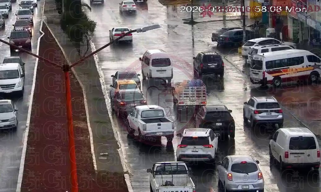 Lluvia ligera a moderada en Pachuca provoca tránsito lento en vialidades | foto: C5i