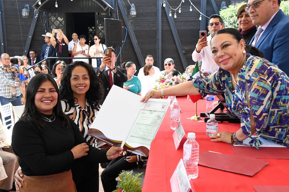 Entre votos y símbolos, 51 parejas sellan su historia en Tulancingo | Foto: ayuntamiento de Tulancingo