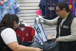 Instituto de la Propiedad Industrial retira más de 99 mil productos piratas del Mundial en el país; valor supera los 13 mdp