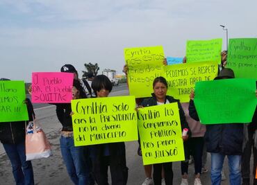 Comerciantes de Acayuca protestan por reubicación del tianguis dominical