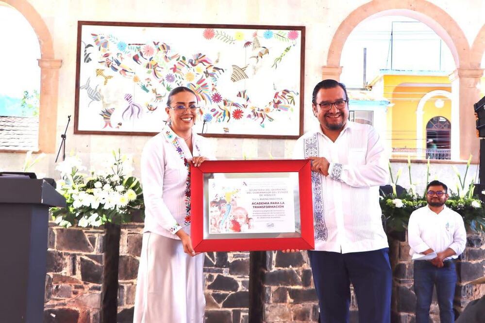 La Comisión de Derechos Humanos del Estado de Hidalgo (CDHEH) hizo la entrega de la  “Medalla Aurora de Plata” al mérito en la defensa y promoción de los derechos humanos, a la Secretaría del Despacho del Gobernador de Hidalgo