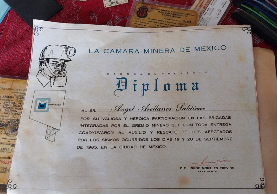 ‘El Nopal’, un minero hidalguense, rescatista en el sismo del 85 | Foto: Especial