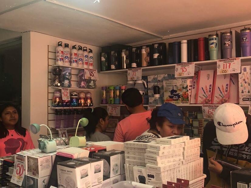 Gobierno estatal y federal actúan contra la venta ilegal de productos asiáticos en Hidalgo | Foto: Luis Soriano
