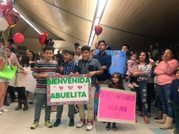 Se reencuentran 35 migrantes con sus familias en Florida