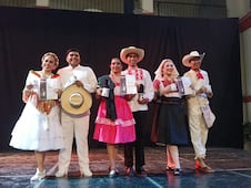 Estudiantes de la UAEH triunfan en concurso nacional de huapango en Morelos
