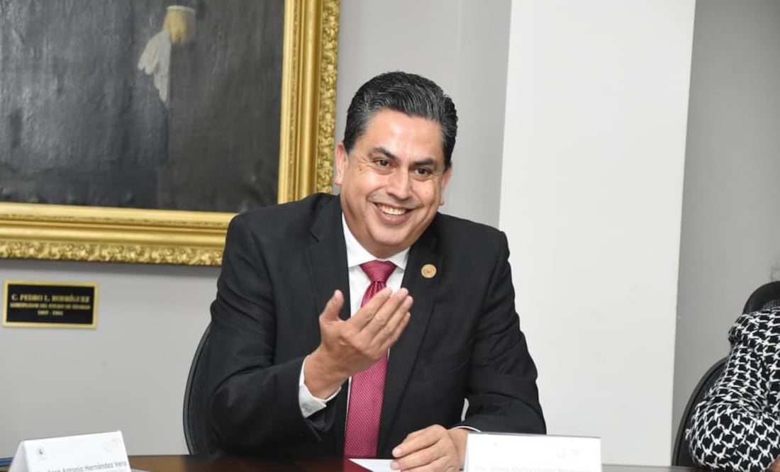 Twitter: Osiris Leines