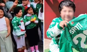 Regalan camiseta de la Selección Mexicana a niño con suéter navideño; Santiago Giménez envía saludos 