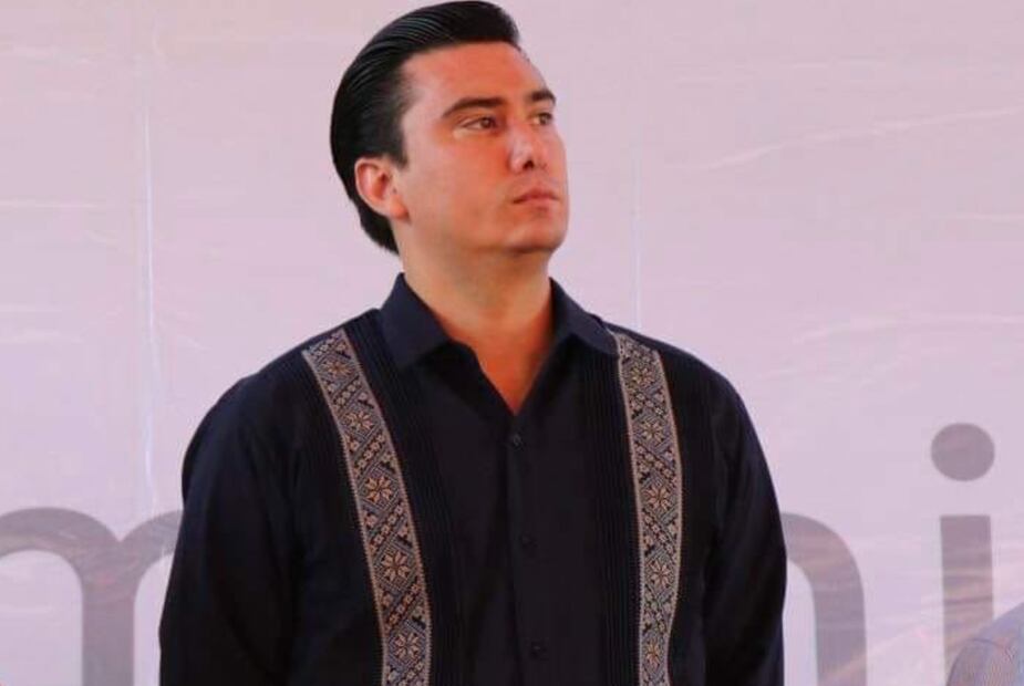 Miguel Acosta Salazar, rector de la Universidad Tecnológica de la Huasteca Hidalguense (UTHH)