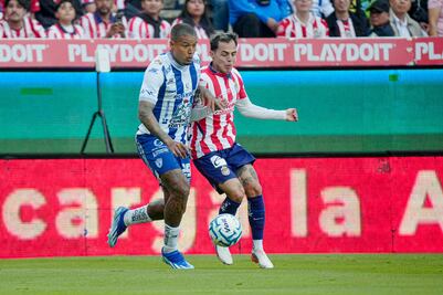 Continúan sin ganar; Pachuca rescata punto ante Chivas