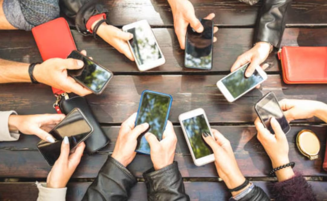 La Procuraduría Federal del Consumidor (Profeco) alertó de la entrada de celulares fabricados legalmente en el extranjero que entran a México sin cumplir con las normas oficiales, ni disposiciones técnicas aplicables, sin garantía y que puedan no funcionar con las configuraciones disponibles en México.