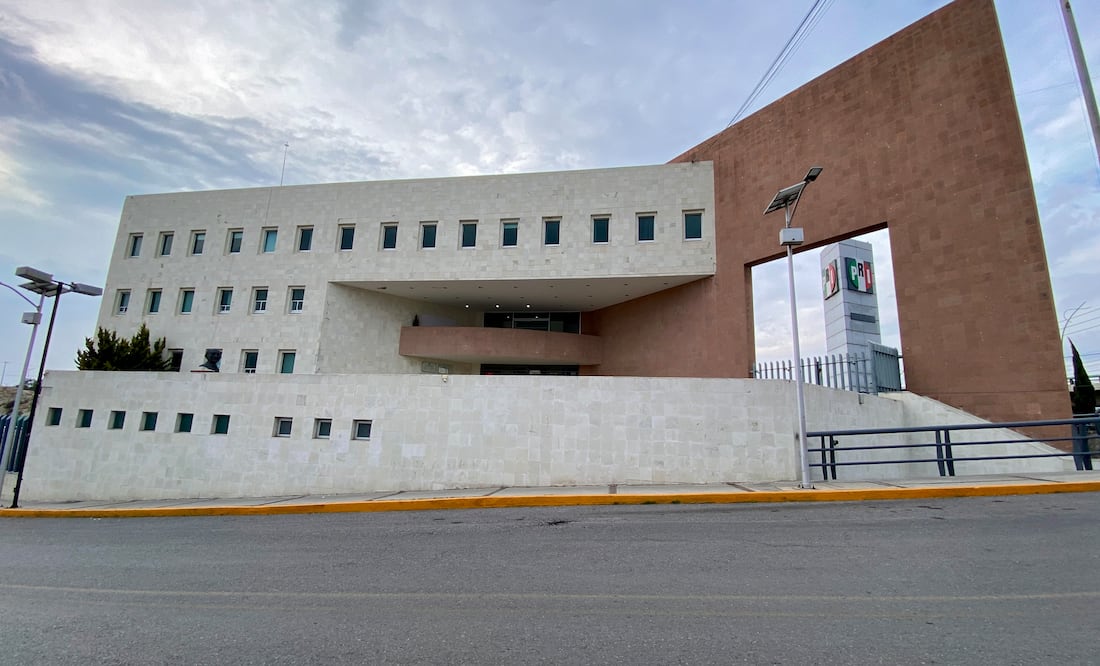 La anterior dirigencia les dejó 22 millones de pesos de multas, a los que se suman 7.5 millones recientemente notificados por el INE | Foto: Luis Soriano