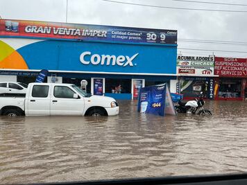 Lluvias rebasan drenaje y provocan anegamientos en Tulancingo
