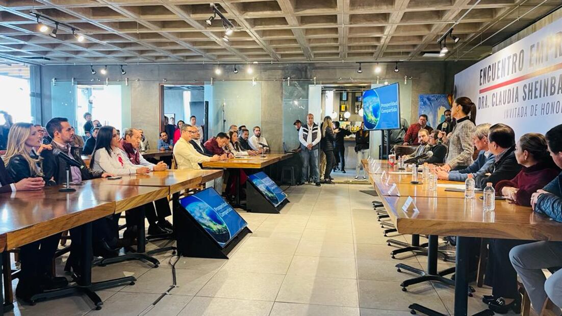 Claudia Sheinbaum se reúne con estructura estatal en Tulancingo | Foto: El Universal Hidalgo
