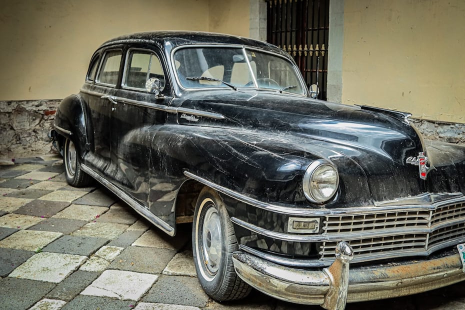 Un auto detenido en el tiempo | Foto: Josué Ortiz