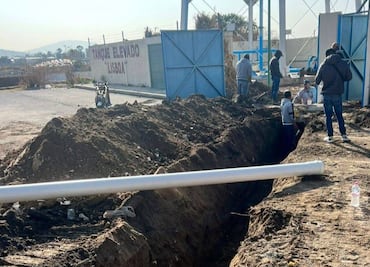 Vecinos de Tizayuca frenan conexión ilegal de agua en fraccionamiento Lisboa