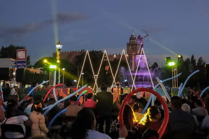 Conoce las actividades y los artistas que estarán en la feria de ...