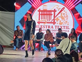 Inicia muestra textil, artesanal y gastronómica con pasarela de modas