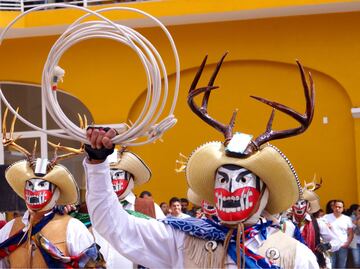 Los Cornudos de Calnali: tradición, misticismo y folclor en el carnaval hidalguense