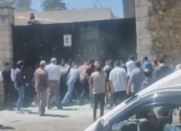 Personal de la UAEH retoma instalaciones del IDA por la fuerza