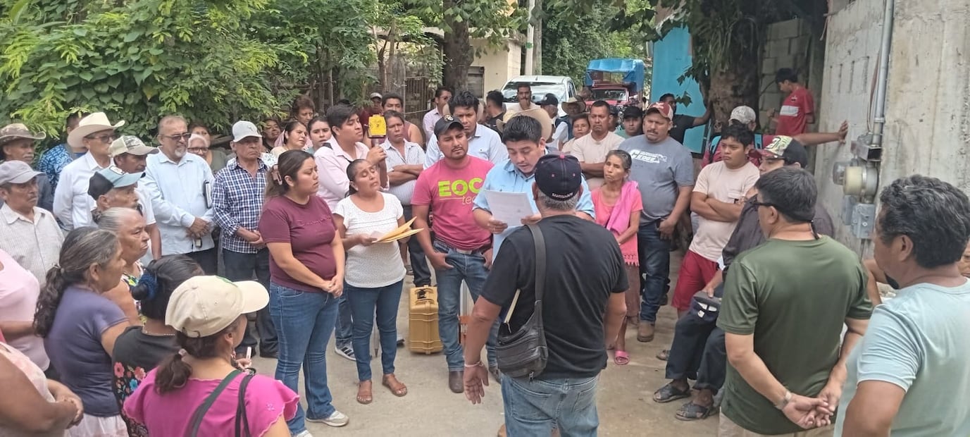 Autoridades de Huejutla buscan acuerdo tras demolición de puente en Tehuetlán | Foto: especial