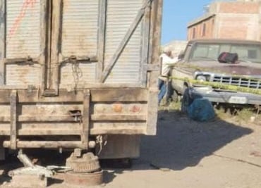 Mecánico pierde la vida tras ser aplastado por una camioneta en San Agustín Tlaxiaca