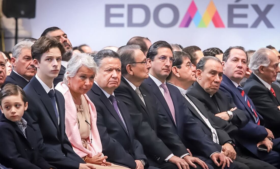 Acude el Gobernador Menchaca al informe de Alfredo Del Mazo: Redacción