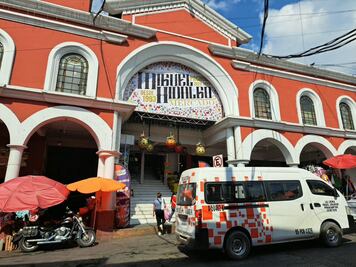 Locatarios del mercado Miguel Hidalgo regresan a actividad tras operativos de la FGR