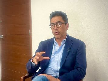 Se terminaron las reuniones sólo con líderes; se abrieron teatros para escuchar a todos