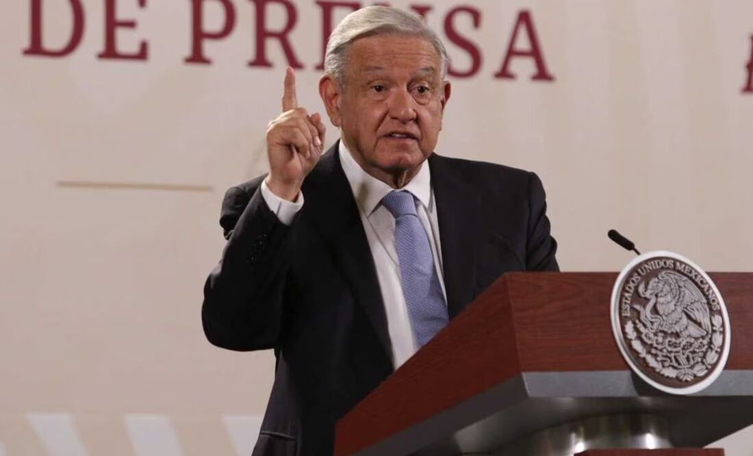 López Obrador afirmó que ayer se dio a conocer un informe sobre los hechos de la noche del 26 y 27 de septiembre tras cumplirse nueve años de la desaparición forzada de los estudiantes | Foto: El Universal