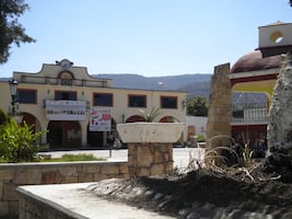 Alcaldesa de Ajacuba enfrenta seis denuncias de regidores; la acusan de presunta opacidad