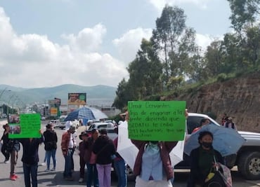 Bloquean el bulevar Colosio en protesta por disputa de tierras en Mineral de la Reforma