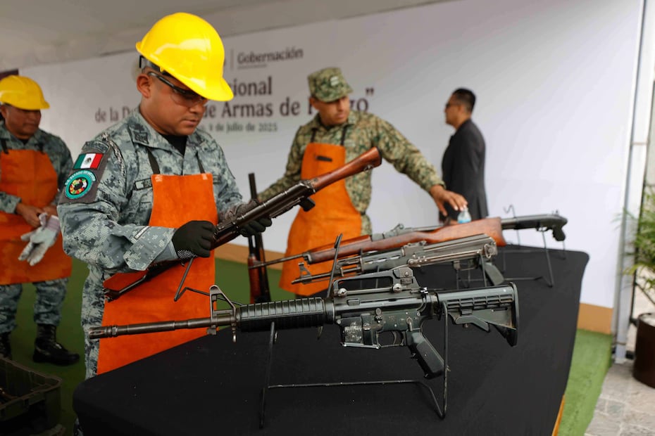 Aspectos de la ceremonia conmemorativa al Día Internacional de la destrucción de armas de fuego en la Basílica de Guadalupe, encabezada por la presidenta Claudia Sheinbaum. Foto: Agencia EL UNIVERSAL/Diego Simón Sánchez/EELG
