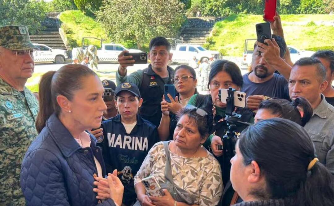La presidenta Claudia Sheinbaum acude a entidades afectadas por lluvias. Foto: Tomada de la cuenta de X de @CNPC_MX.