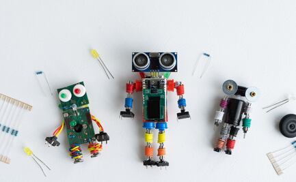 Juventudes hidalguenses en Rumania representando el calibre STEM mexicano 