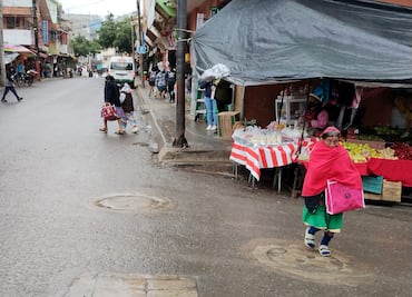 Bajas temperaturas en Huejutla activan refugios temporales