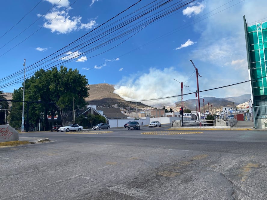 Las labores continúan pese a las rachas de viento y las condiciones del terreno | Foto: Cinthya Carabajal