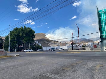 SEMARNATH encabeza operativo para controlar incendio en la serranía de Pachuca