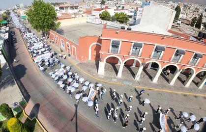 Marchan miles de sindicalistas en Pachuca; mejores condiciones laborales es la exigencia 