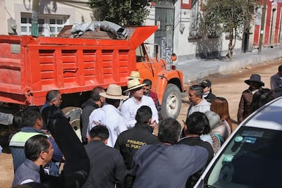 Vecinos urgen a concluir obras en calle de Arista; SIPDUS señala 2 de febrero