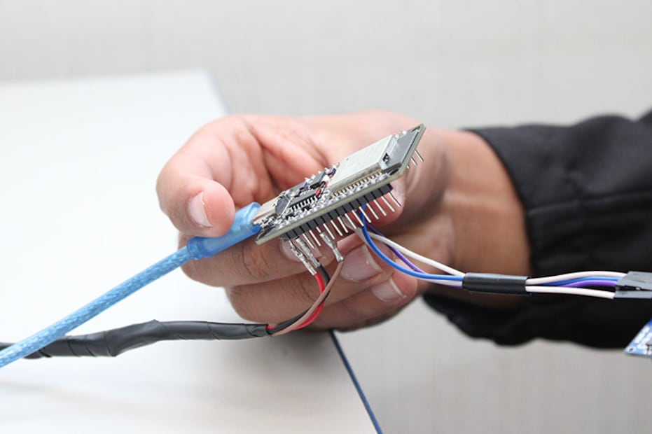 Estudiante de la UAEH crea medidor inteligente para monitorear el consumo de agua | Foto: UAEH